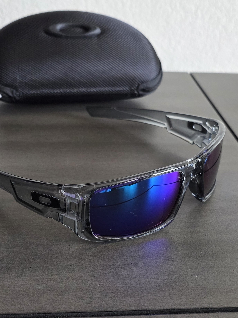 Oakley Crankshaft